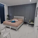 Bed & Breakfast Luxury House 3*