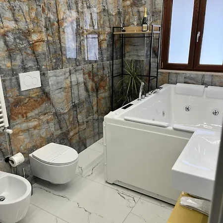 Alojamento de Acomodação e Pequeno-almoço Luxury House 4*