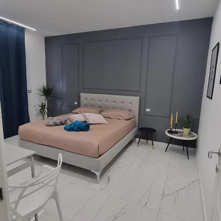 住宿加早餐酒店 Luxury House 3*