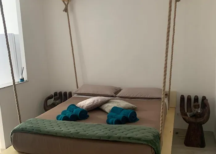 Luxury House 4* Bari