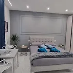 住宿加早餐酒店 Luxury House 巴里