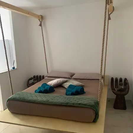 Luxury House 4* Μπάρι