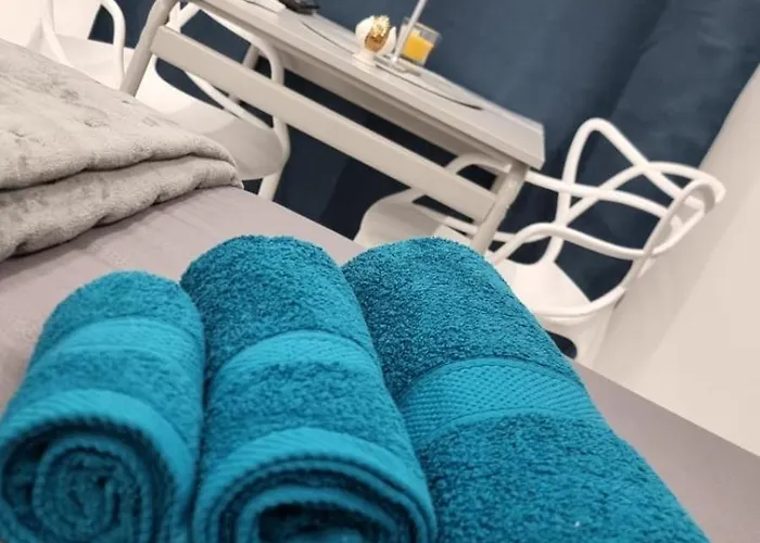 Bed & Breakfast Luxury House