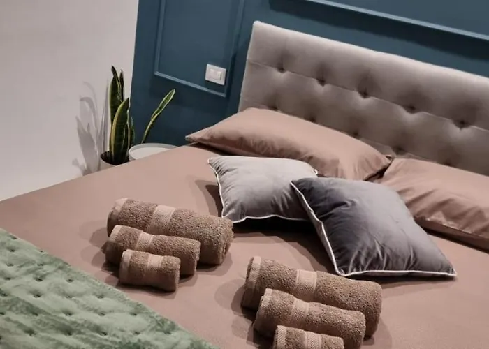 Luxury House Bed & Breakfast