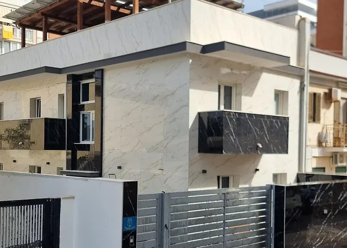 Bed & Breakfast Luxury House 4*